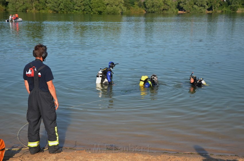 PWasser Einsatz BF FF Koeln Troisdorf Rotter See P151.JPG